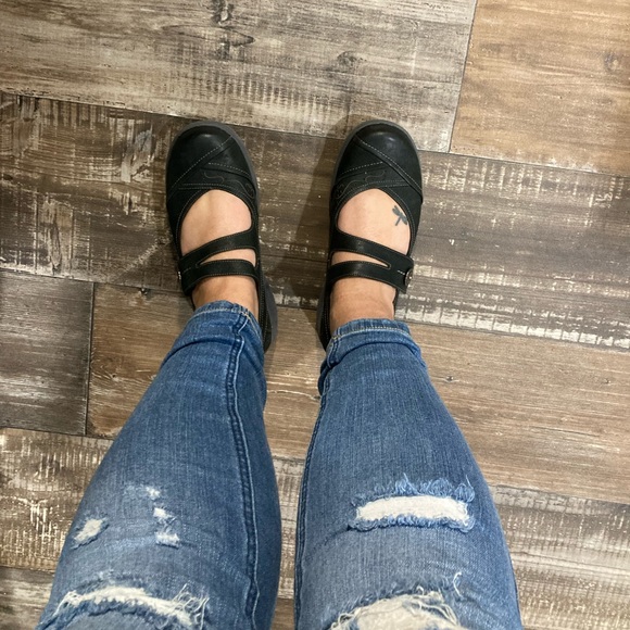 ARAVON (by new balance) Mary Jane shoes size 9 - Picture 6 of 7